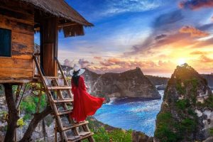 6 Tempat Menginap Di Nusa Penida Yang Sangat Direkomendasikan. Credit by Freepik