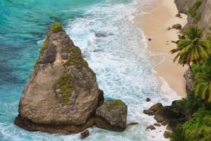 Suwehan Beach Nusa Penida Bali